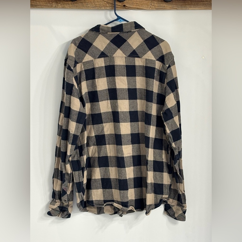 Dickies Black and Tan Plaid Casual Shirt - Picture 2 of 3